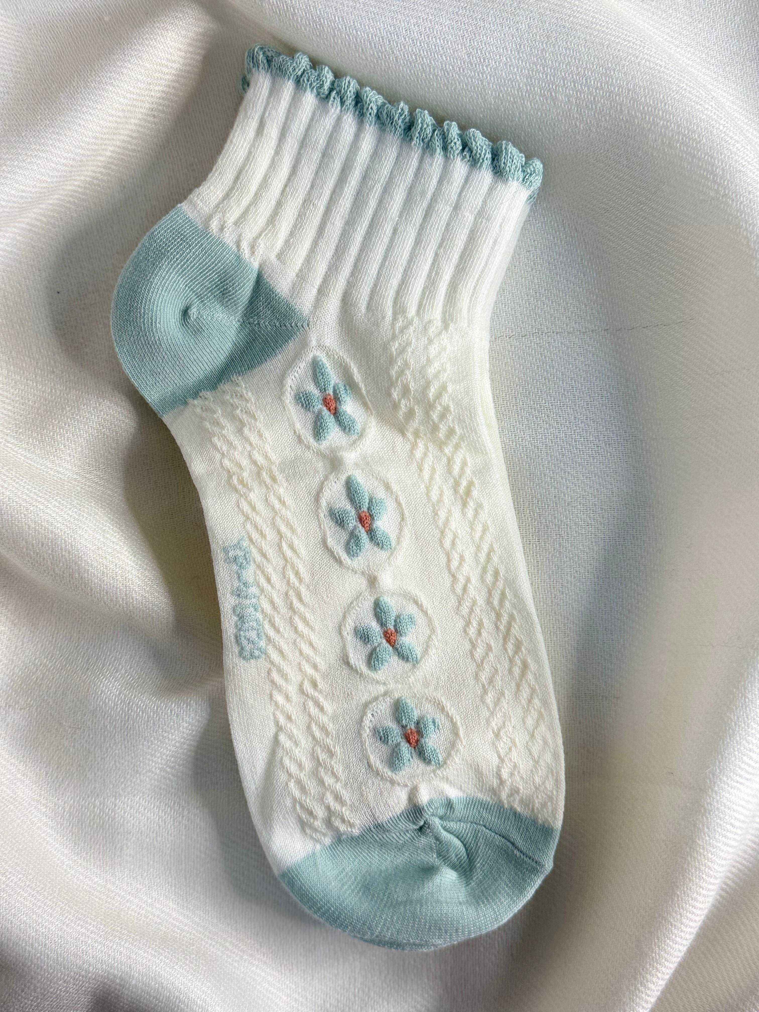 Bloom Series Socks – Fresh Floral Elegance (Pack Of 3)6N