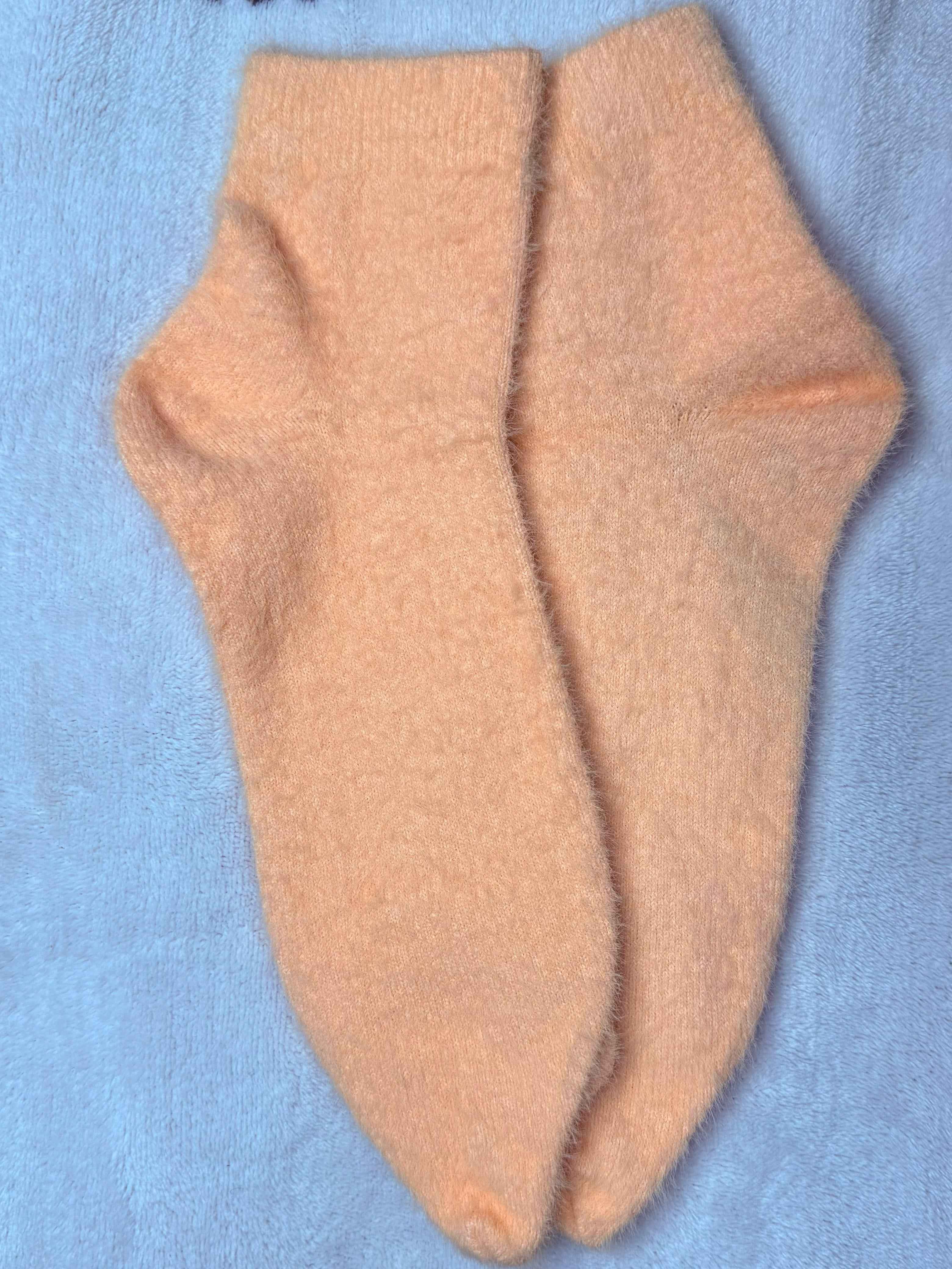 Fuzzy Dark Peach Thumb Socks (Pack Of 1) 2N