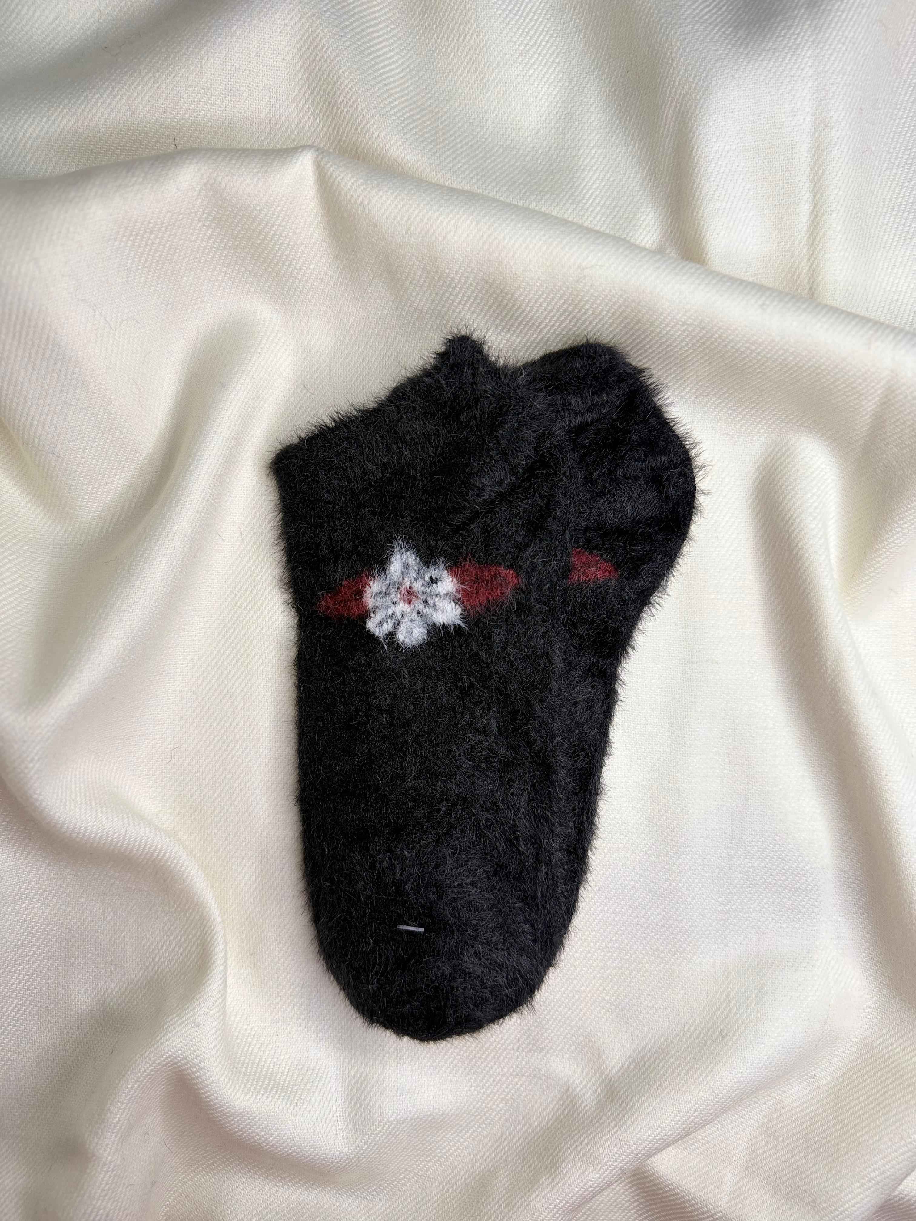 Cozy Fuzzy Black Socks with Floral Embroidery (Pack Of 3) 6N