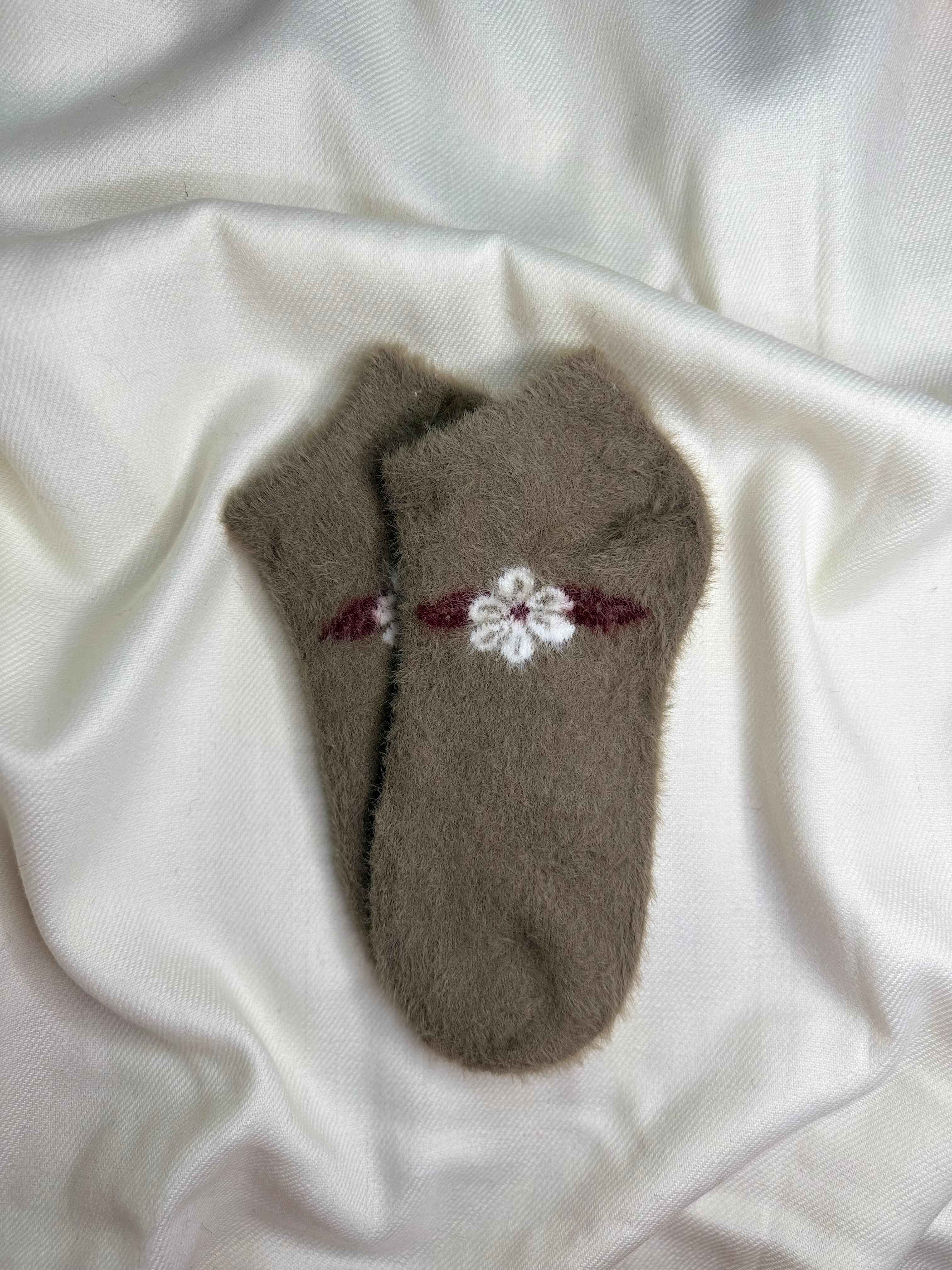 Cozy Fuzzy Black Socks with Floral Embroidery (Pack Of 3) 6N