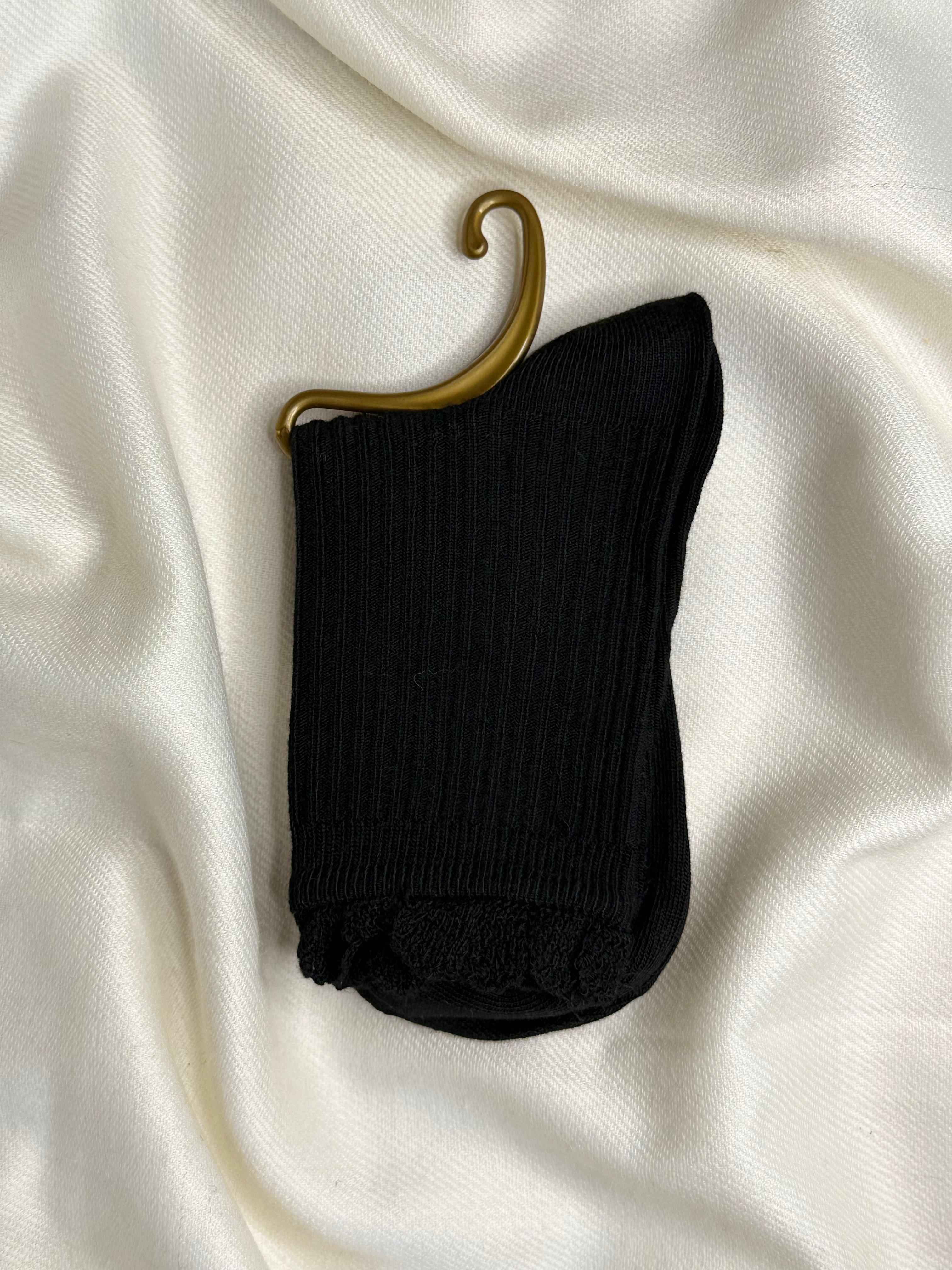 Ribbed Elegance Socks with Crochet Detailing (Pack Of 5) 10N