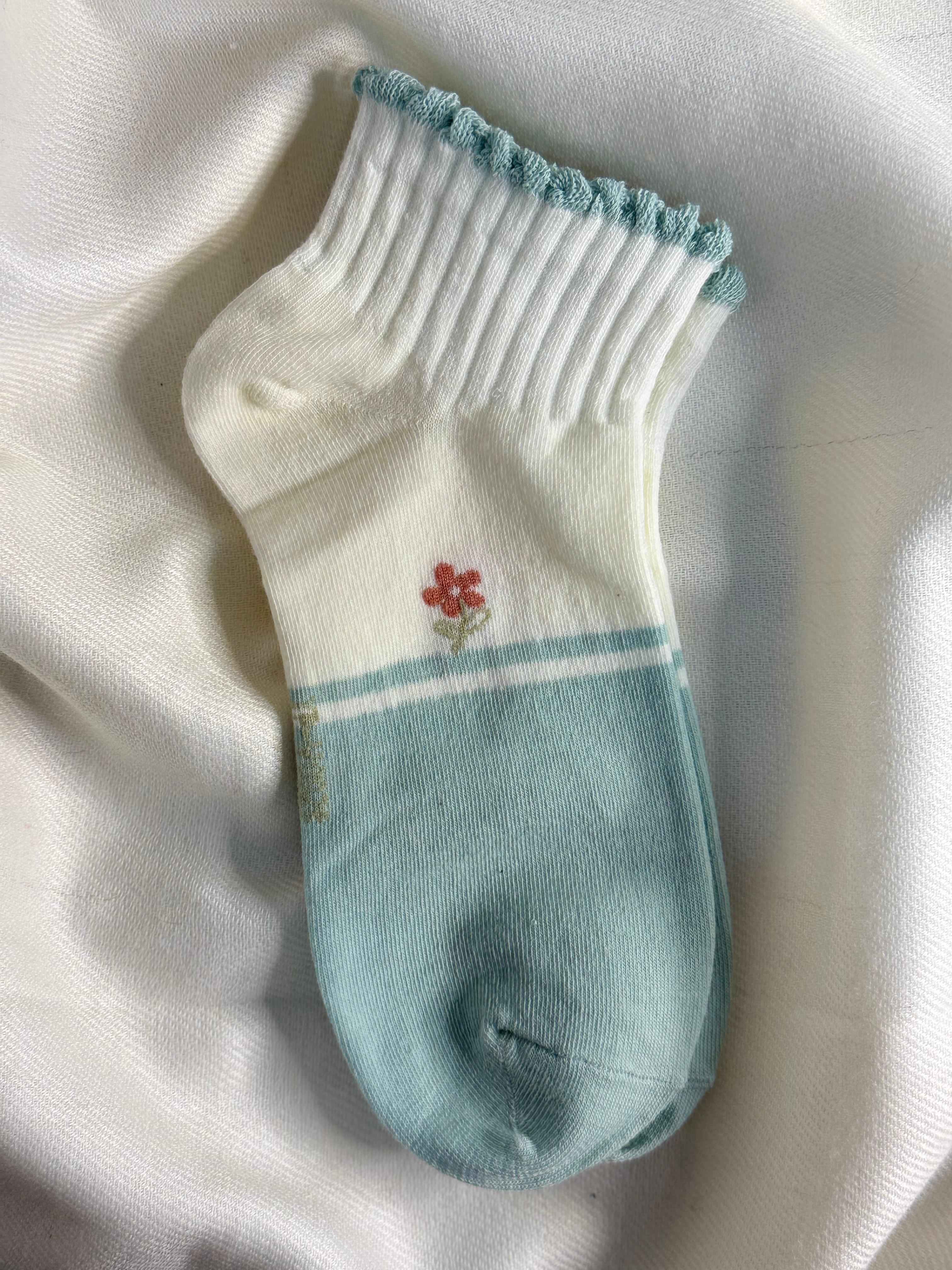 Floral Edition Design Socks (Pack of 3) 6N