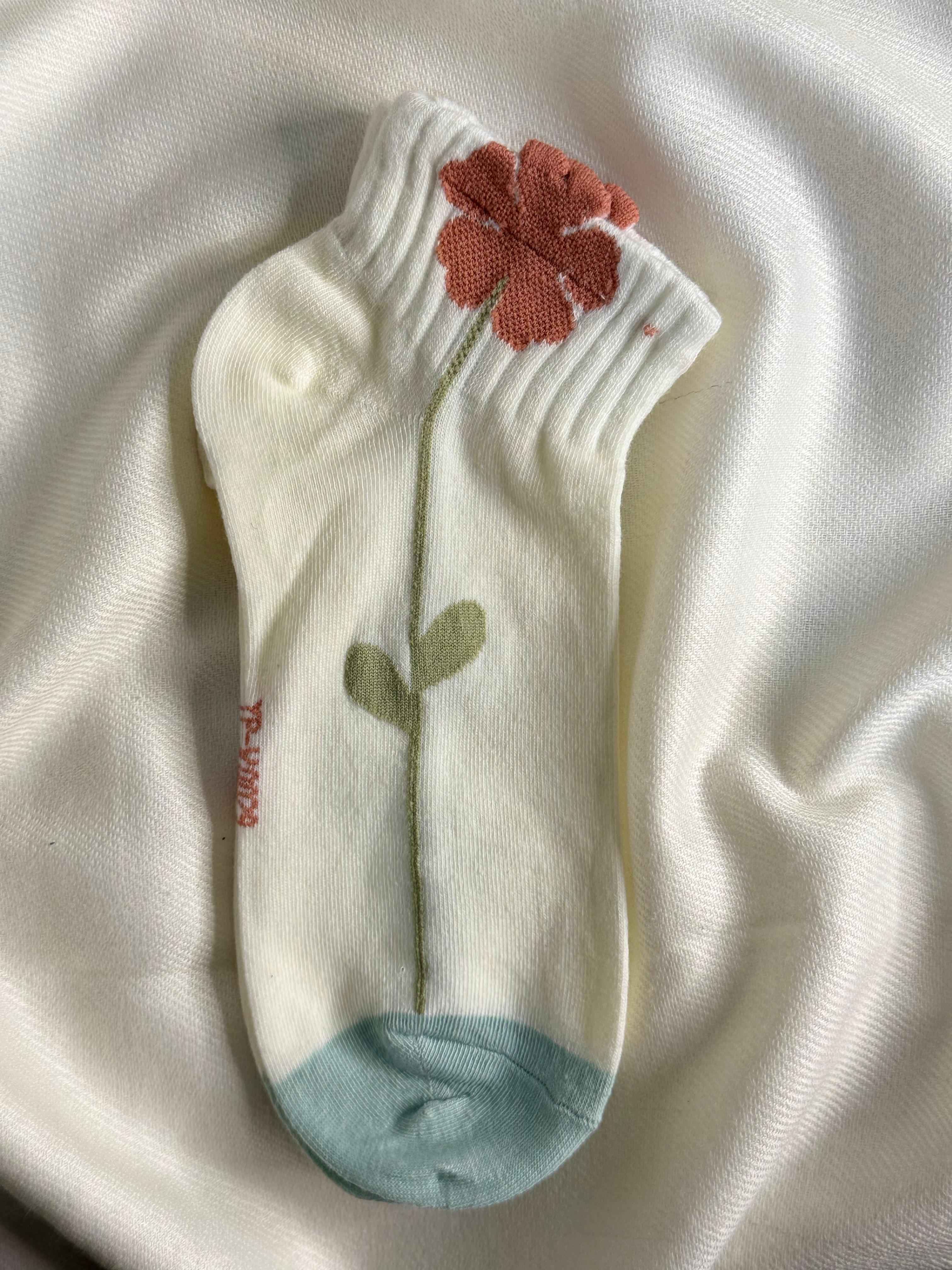 Floral Edition Design Socks (Pack of 3) 6N